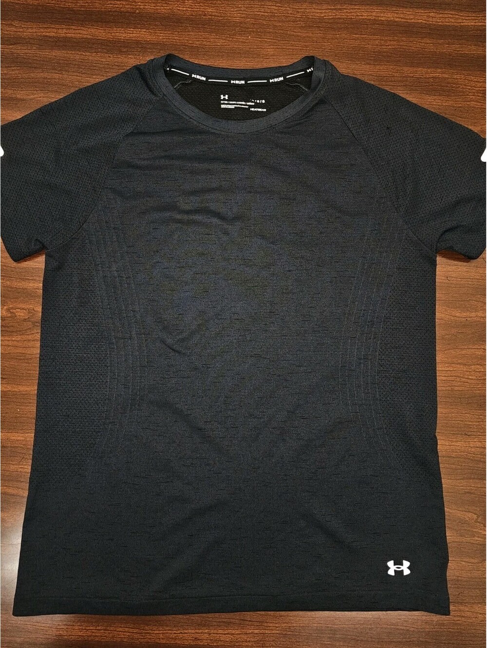 Under Armour Women's HeatGear Black Short Sleeve Running Shirt Size Large Gym